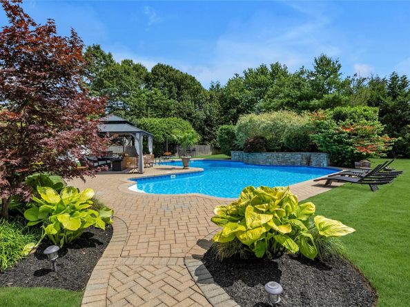 265 Hidden Acres Path, Wading River NY 11792