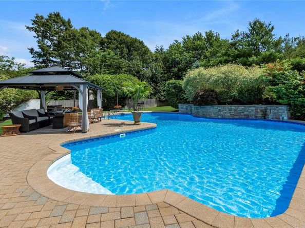 265 Hidden Acres Path, Wading River NY 11792