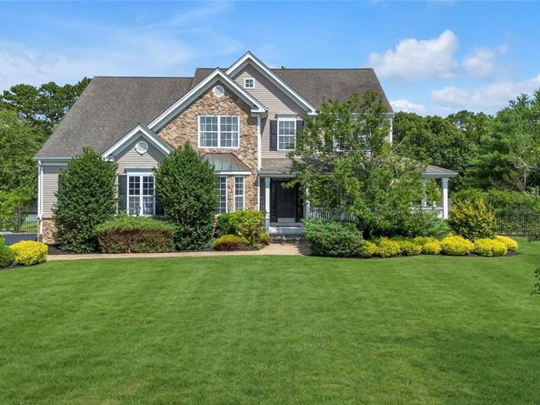 265 Hidden Acres Path, Wading River NY 11792