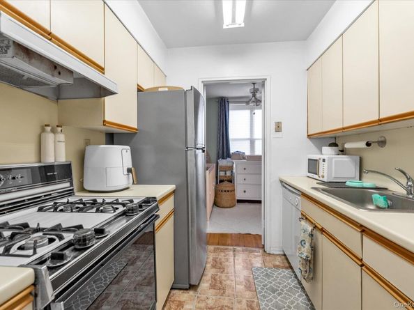 410 E Broadway 6S, Long Beach NY 11561