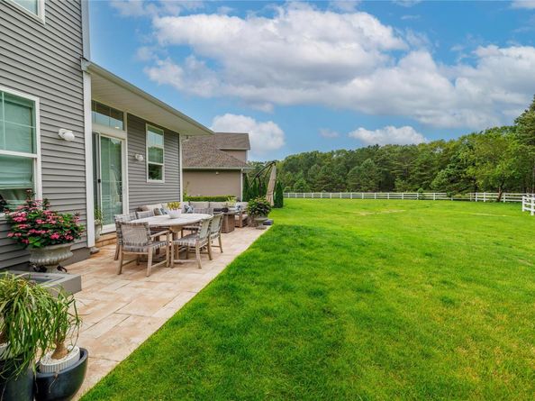 201 Belmont Circle 201, Yaphank NY 11980