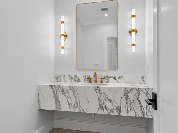 32A Pine Road, Syosset NY 11791