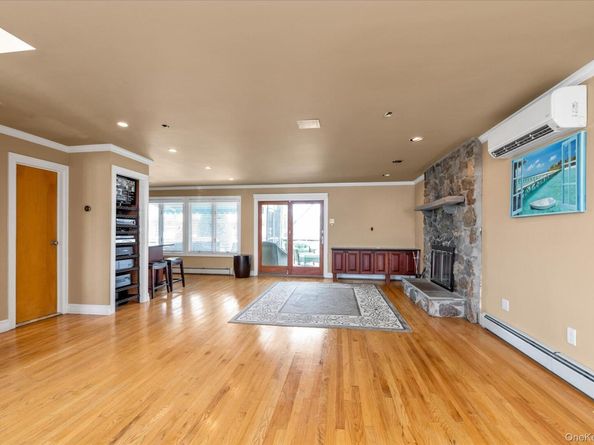 3337 Murdock Avenue, Oceanside NY 11572