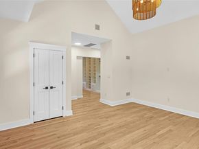 18 Roosevelt Avenue, Glen Head NY 11545