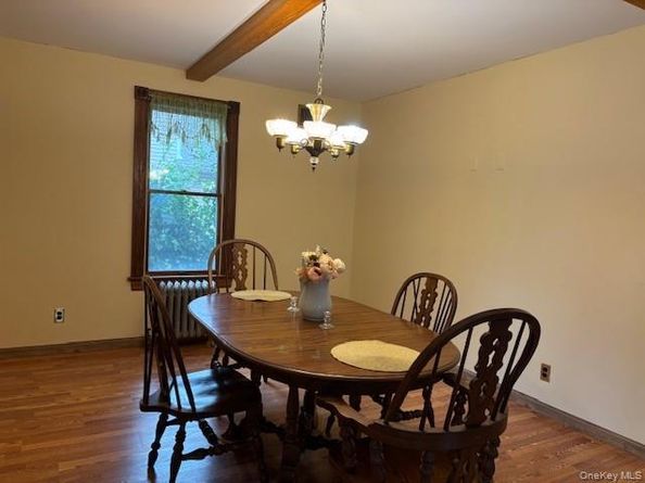 92 Walnut Street, Lynbrook NY 11563