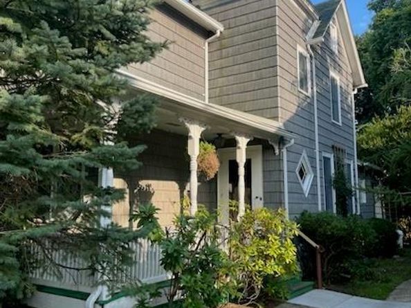 92 Walnut Street, Lynbrook NY 11563