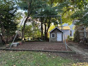 92 Walnut Street, Lynbrook NY 11563