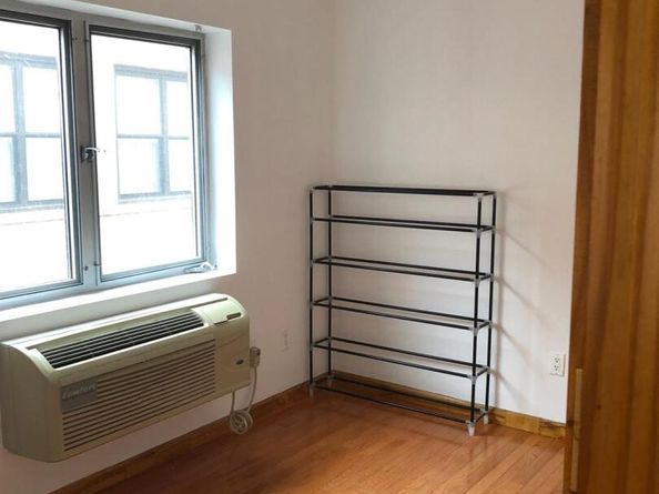 147-30 Barclay Avenue 3B, Flushing NY 11355