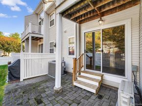 19 Lake Marie Lane, Bedford Hills NY 10507