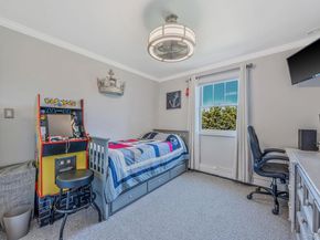 33 Pershing Avenue, Babylon NY 11702