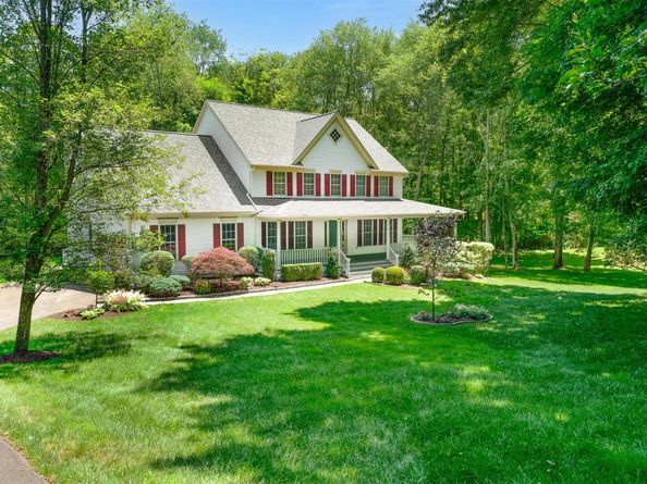 76 Warren Street, Somers NY 10589