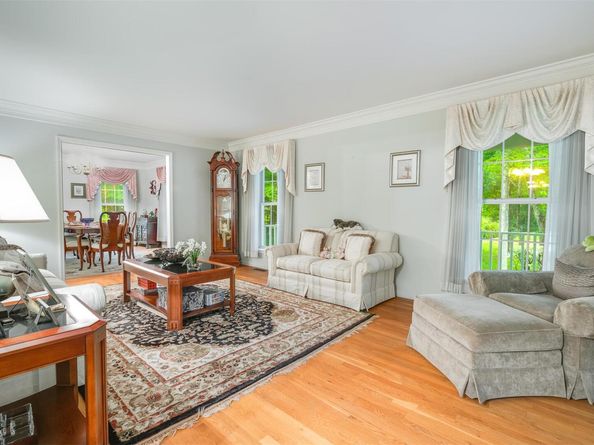 76 Warren Street, Somers NY 10589