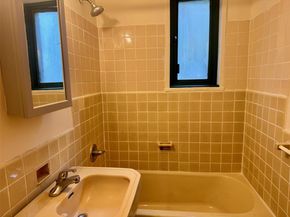 2140 E Tremont Avenue 1A, Bronx NY 10462