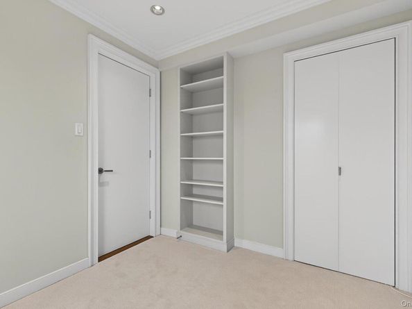 42-30 Douglaston Parkway 5N, Douglaston NY 11363