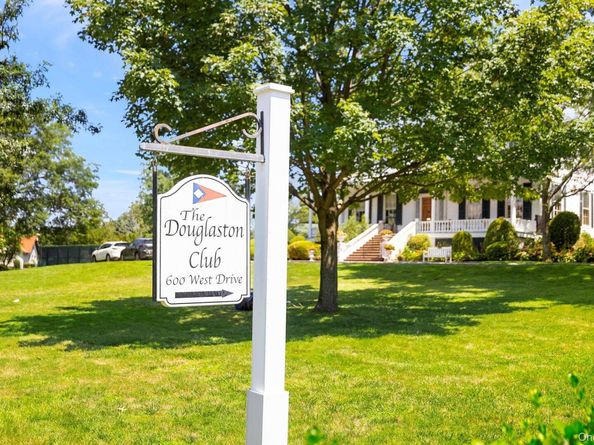 42-30 Douglaston Parkway 5N, Douglaston NY 11363