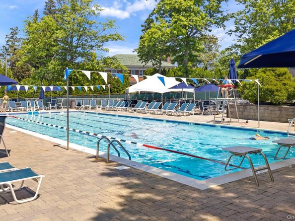 42-30 Douglaston Parkway 5N, Douglaston NY 11363