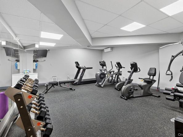 42-30 Douglaston Parkway 5N, Douglaston NY 11363