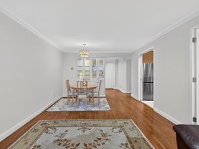 42-30 Douglaston Parkway 5N, Douglaston NY 11363