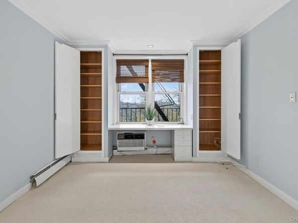 42-30 Douglaston Parkway 5N, Douglaston NY 11363