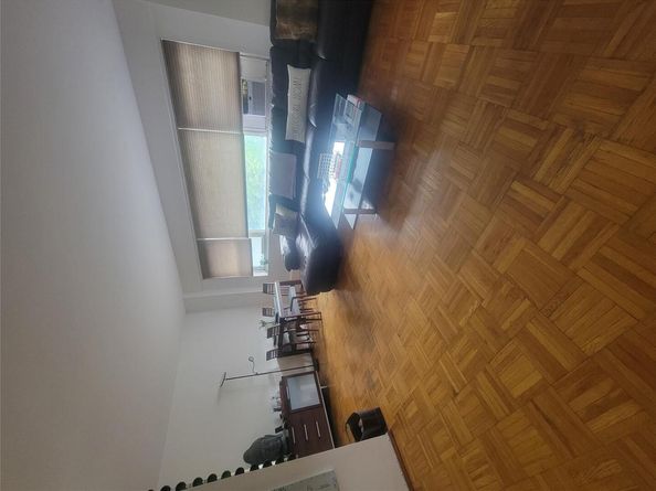 9 Fordham Hill Oval 5C, Bronx NY 10468