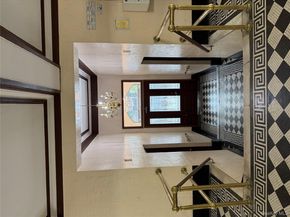 2922 Barnes Ave 3A, Bronx NY 10467