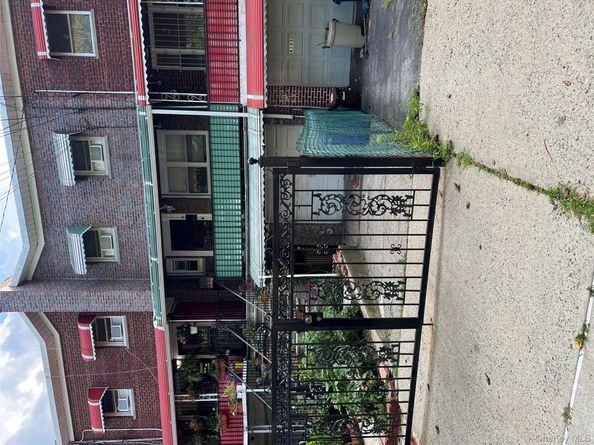 4153 Bruner Avenue, Bronx NY 10466