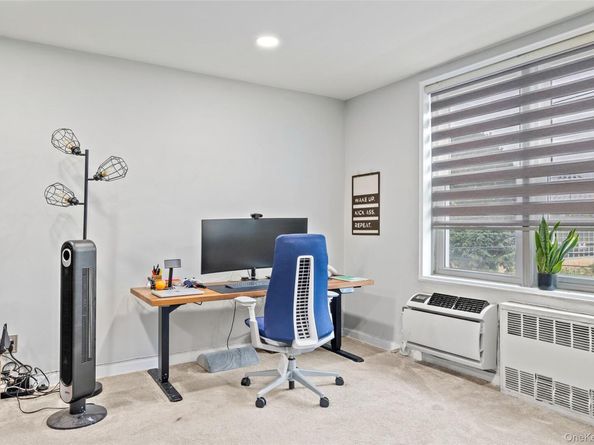 504 Merrick Road 2k, Lynbrook NY 11563