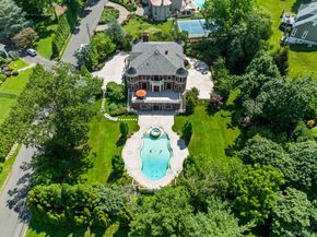28 Whitney Circle, Glen Cove NY 11542