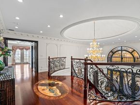 28 Whitney Circle, Glen Cove NY 11542