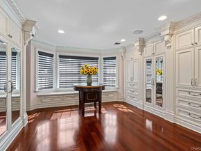 28 Whitney Circle, Glen Cove NY 11542