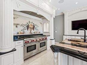 28 Whitney Circle, Glen Cove NY 11542