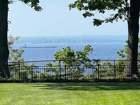 5 Cedar Lane, Glen Cove NY 11542