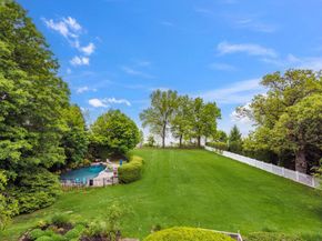 5 Cedar Lane, Glen Cove NY 11542
