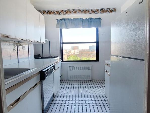 99-72 66Rd 7AA, Rego Park NY 11374