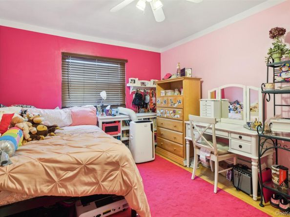 1213 East Broadway B25, Hewlett NY 11557