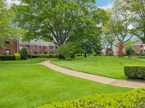 1213 East Broadway B25, Hewlett NY 11557