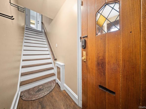 40-40 203rd Street 12B, Bayside NY 11361