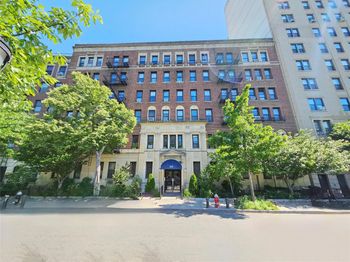 125 Eastern Parkway