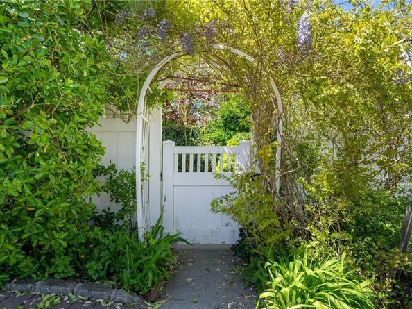 3496 Bay Front Drive, Baldwin NY 11510