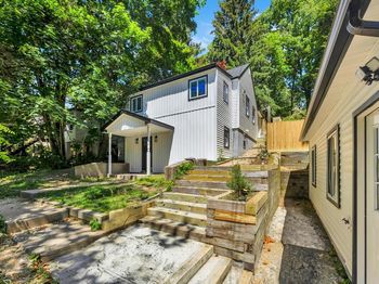 63 Ridgeway Avenue
