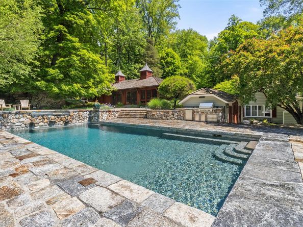 54 Old Stone Hill Road, Pound Ridge NY 10576