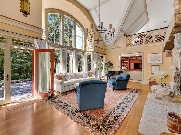 54 Old Stone Hill Road, Pound Ridge NY 10576