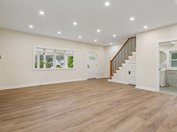 1293 Pulaski Road, East Northport NY 11731