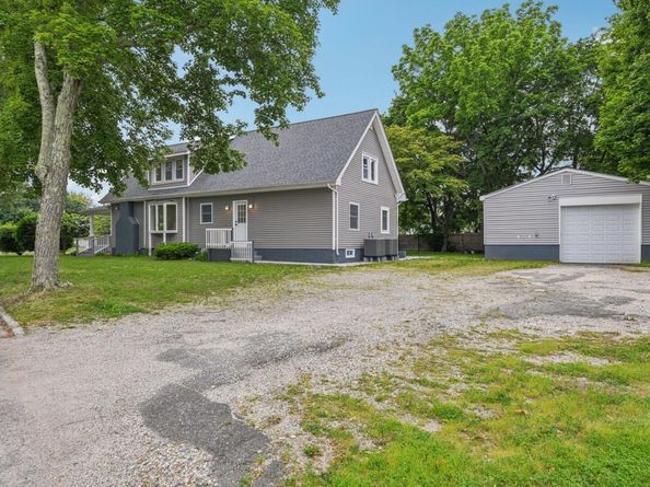 1293 Pulaski Road, East Northport NY 11731