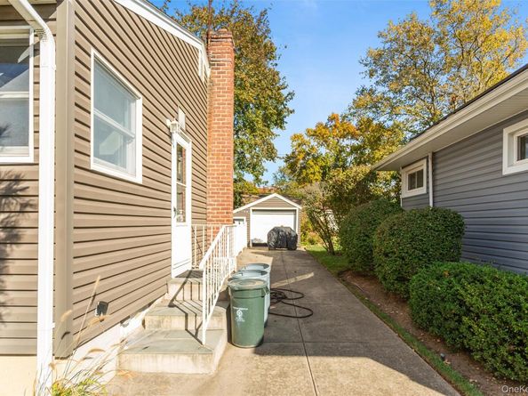 437 Cedar Lane, East Meadow NY 11554