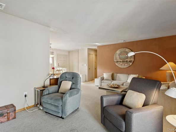 437 Cedar Lane, East Meadow NY 11554