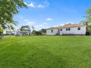 18 Parkview Drive, Shirley NY 11967