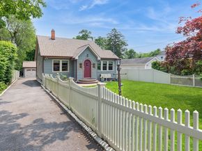 15 Orchard Road, East Patchogue NY 11772