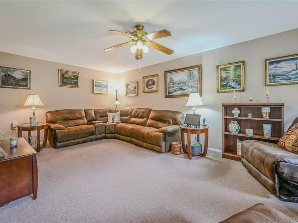 151 Laurance Lane, Ridge NY 11961