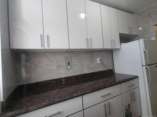 32-45 90 Street 607, East Elmhurst NY 11369